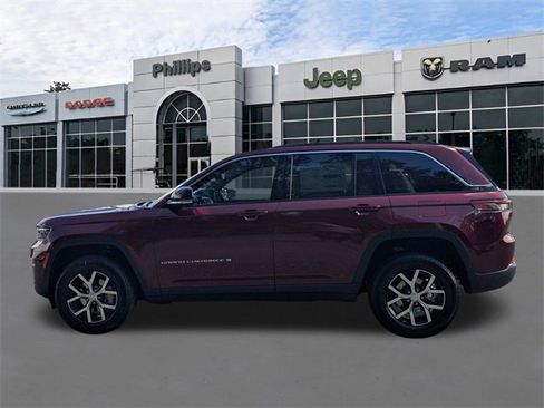 New 2025 Jeep Grand Cherokee Limited w/ Luxury Tech Group II image 7