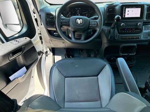Used 2024 RAM ProMaster 2500 w/ Convenience Group FWD image 20