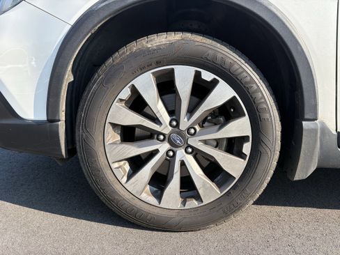 Used 2018 Subaru Outback 2.5i Touring w/ Protection Package #1 AWD/4WD image 12