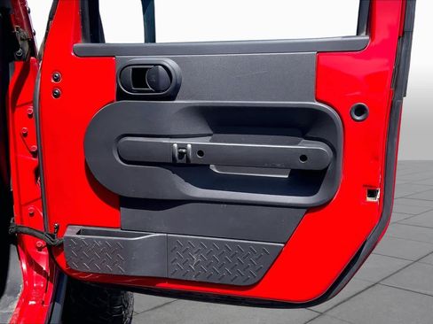 Used 2008 Jeep Wrangler Unlimited Rubicon w/ PWR Convenience Group AWD/4WD image 22