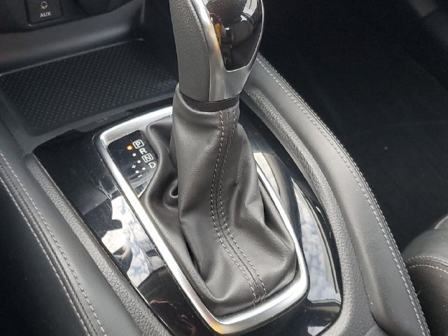 Used 2018 Nissan Rogue Sport AWD image 28