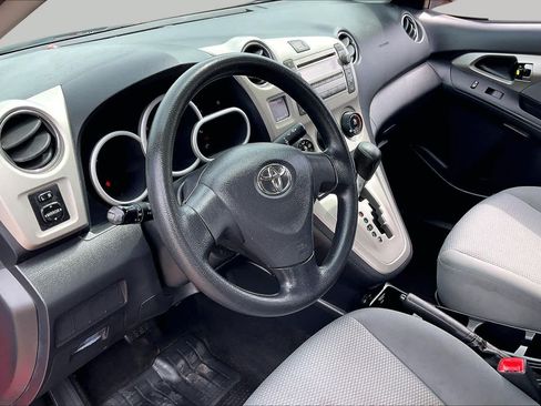 Used 2009 Toyota Matrix FWD image 14