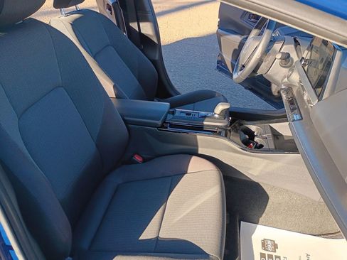 Used 2023 Toyota Prius LE image 19