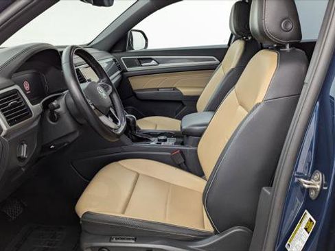 Used 2021 Volkswagen Atlas Cross Sport SEL image 13