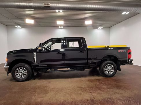 Used 2023 Ford F250 Lariat w/ FX4 Off-Road Package AWD/4WD image 7