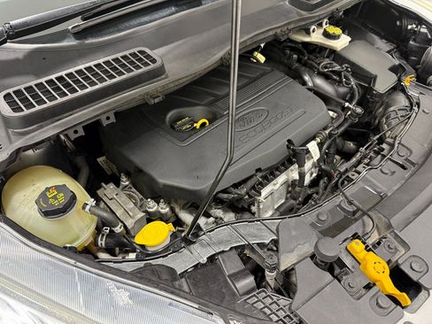 Used 2017 Ford Escape Titanium image 58