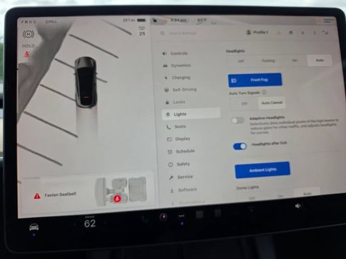 Used 2024 Tesla Model Y Long Range AWD/4WD image 56