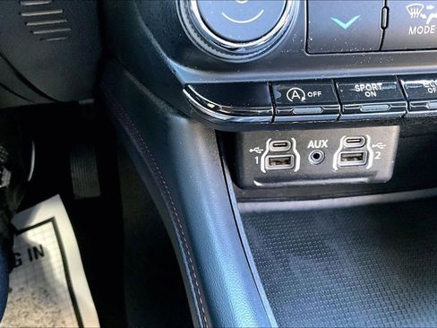 Used 2023 Dodge Durango GT image 15