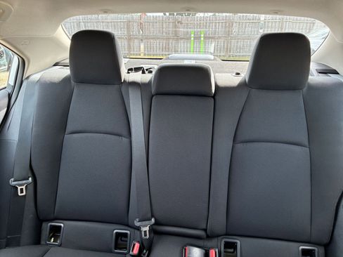 Used 2025 Toyota Corolla LE FWD image 31