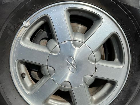 Used 2001 Oldsmobile Bravada AWD image 10