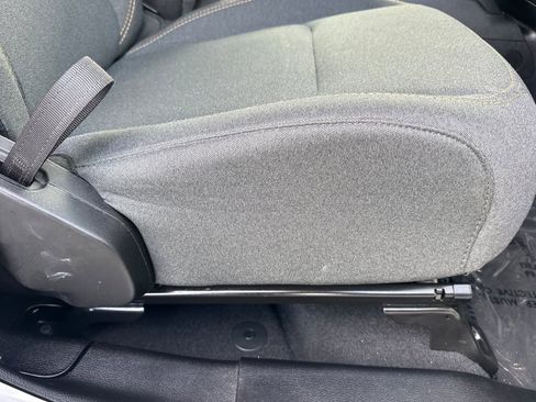 Used 2024 Jeep Wrangler Sport S image 23