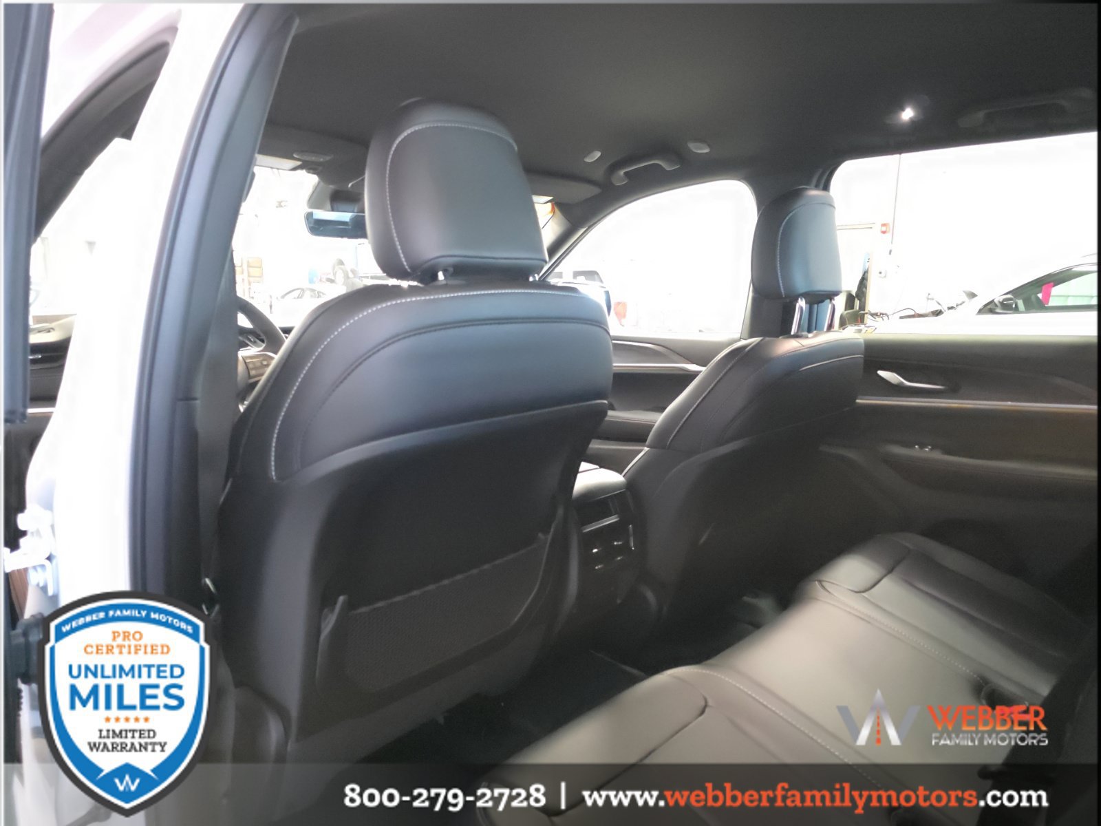New 2027 Jeep Grand Cherokee Limited AWD/4WD image 12