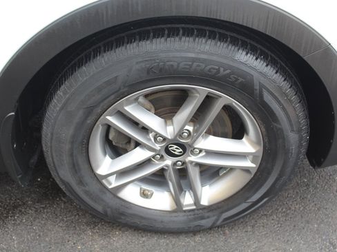 Used 2018 Hyundai Santa Fe Sport image 23