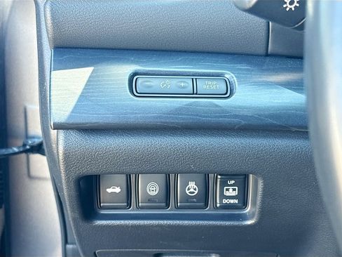 Used 2022 Nissan Maxima Platinum w/ Sport Mat Group FWD image 10