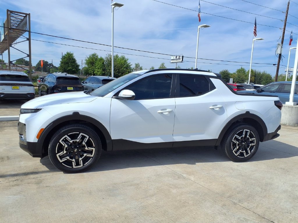 Used 2025 Hyundai Santa Cruz Limited AWD/4WD image 3