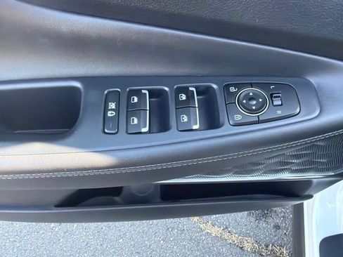 Used 2020 Hyundai Santa Fe SEL AWD/4WD image 15