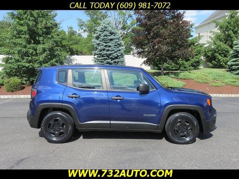 Used 2017 Jeep Renegade Sport w/ Power & Air Group FWD image 4