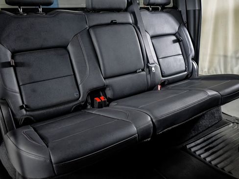 Used 2024 Chevrolet Silverado 3500 LTZ w/ LTZ Convenience Package image 32