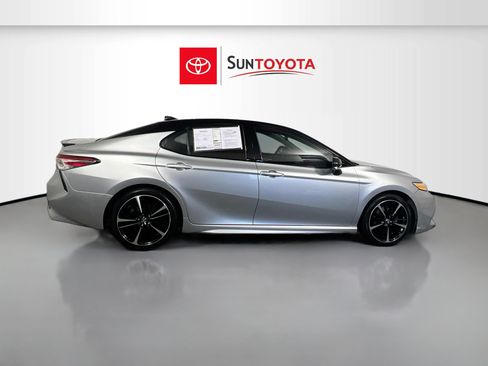Used 2020 Toyota Camry XSE FWD image 2