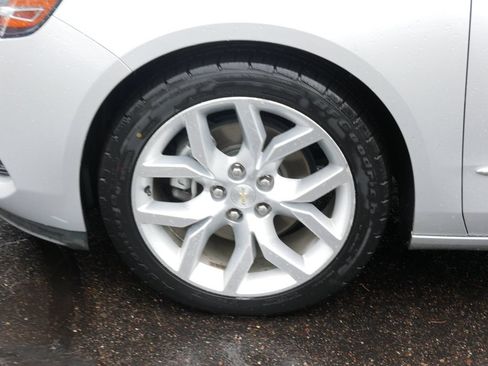 Used 2019 Chevrolet Impala Premier FWD image 8