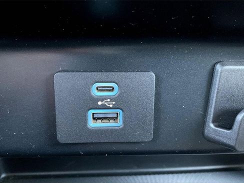 Used 2023 Ford F150 XLT w/ XTR Package image 26