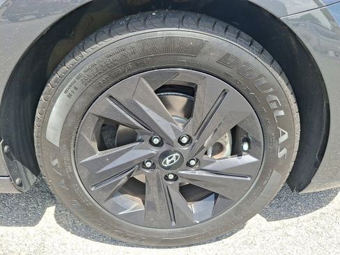 Used 2021 Hyundai Elantra SEL FWD image 8