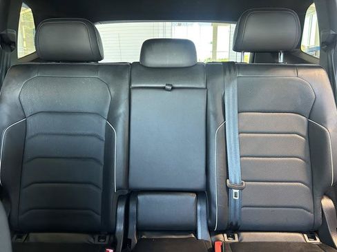 Used 2022 Volkswagen Tiguan SEL R-Line AWD/4WD image 23