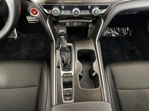 Used 2022 Honda Accord Sport image 14