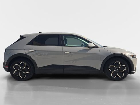 Certified 2024 Hyundai Ioniq 5 SEL RWD image 2