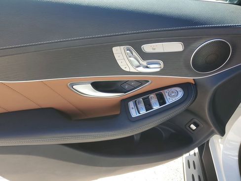 Used 2022 Mercedes-Benz GLC 300 4MATIC Coupe image 24