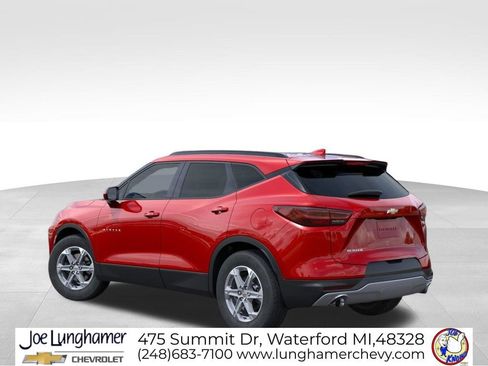 New 2026 Chevrolet Blazer LT w/ Convenience Package FWD image 3