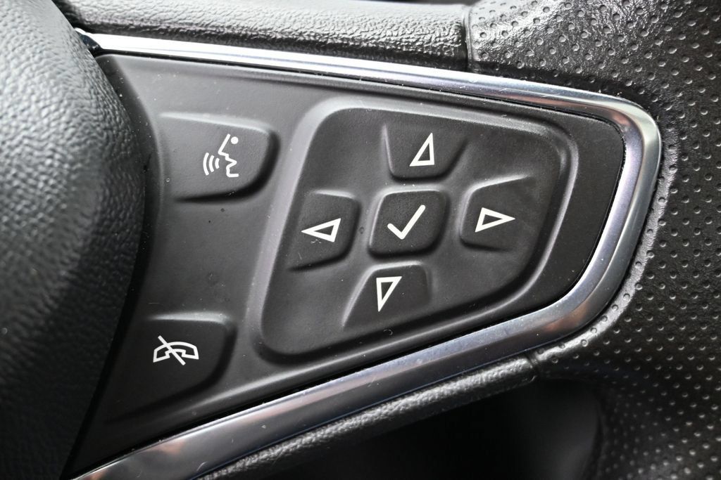 Used 2024 Chevrolet Malibu LT FWD image 29