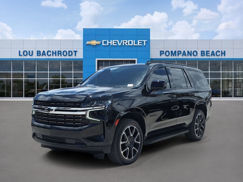 Used 2022 Chevrolet Tahoe RST w/ Luxury Package RWD image 3