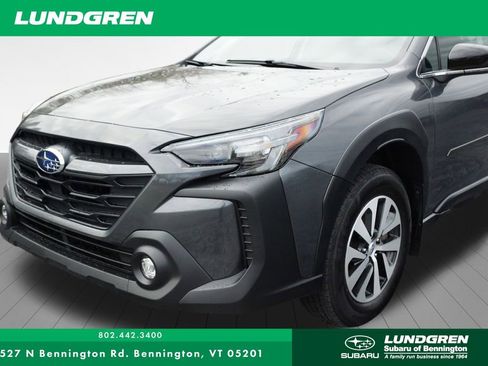 Used 2023 Subaru Outback Premium image 13