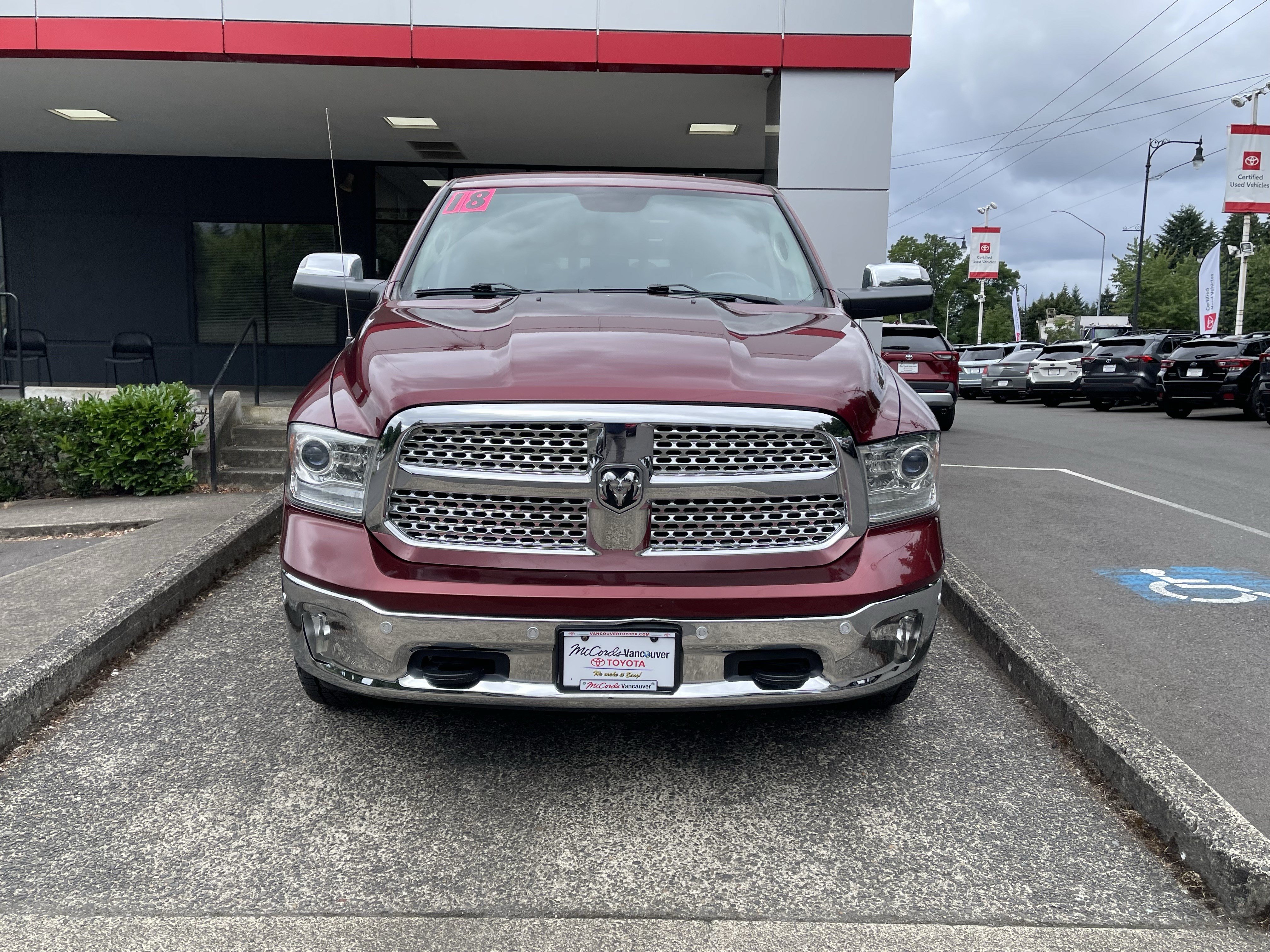 Used 2017 RAM 1500 Laramie w/ Convenience Group AWD/4WD image 2