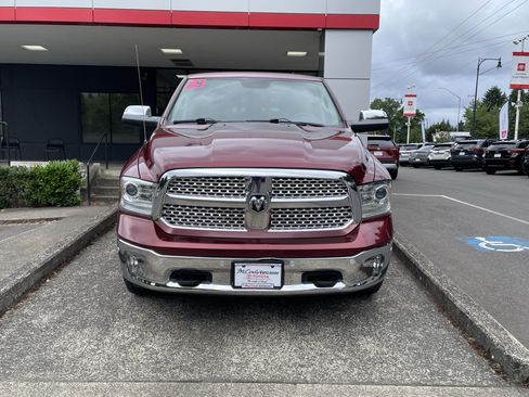 Used 2017 RAM 1500 Laramie w/ Convenience Group AWD/4WD image 2
