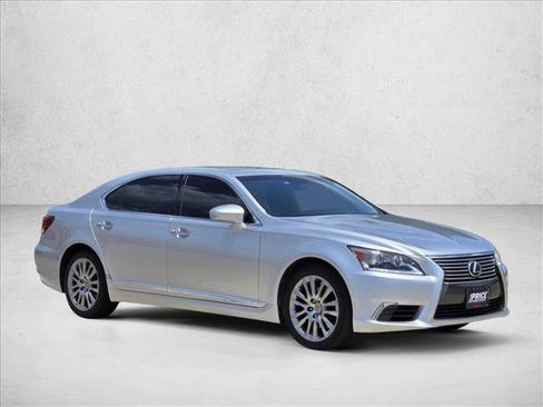 Used 2014 Lexus LS 460 L RWD image 3
