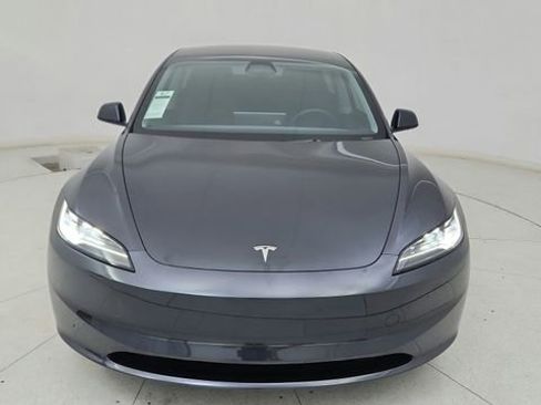 Used 2025 Tesla Model 3 image 26