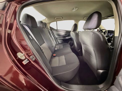 Used 2022 Nissan Sentra SV FWD image 27