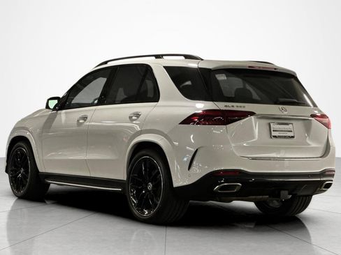 New 2026 Mercedes-Benz GLE 580 4MATIC image 3