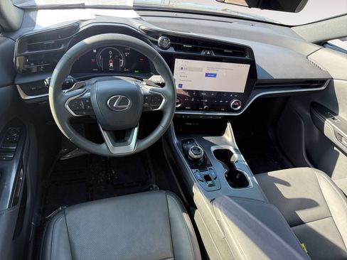 Used 2023 Lexus RZ 450e Premium image 15