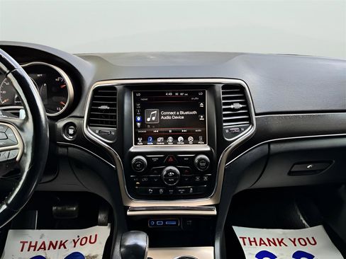 Used 2016 Jeep Grand Cherokee Limited image 16