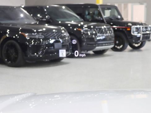 Used 2023 Land Rover Range Rover SE image 18