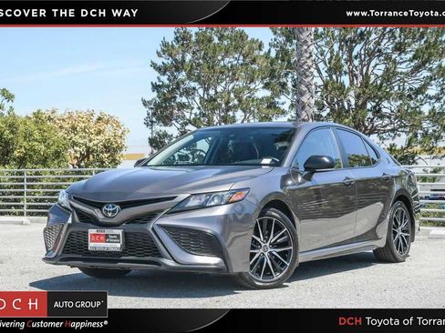 Used 2022 Toyota Camry SE w/ Carpet Mat Package (TMS) FWD image 1