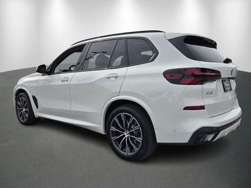 New 2026 BMW X5 xDrive40i image 5