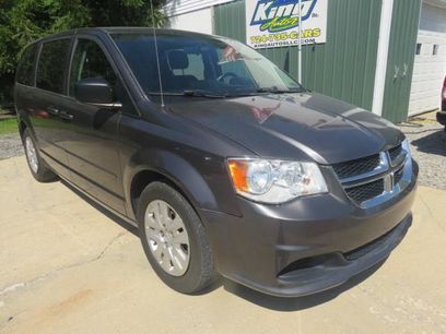 Used 2016 Dodge Grand Caravan SE w/ Quick Order Package 29E SE