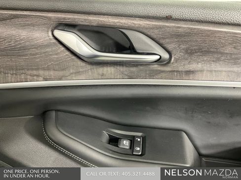 Used 2024 Jeep Grand Cherokee L Limited RWD image 22