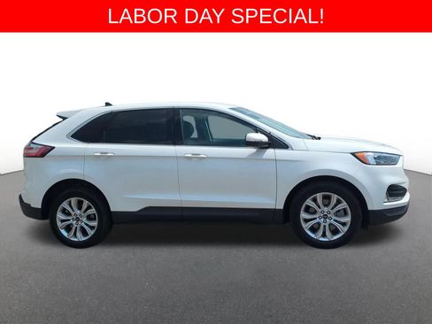 Used 2022 Ford Edge Titanium w/ Equipment Group 301A AWD/4WD image 7