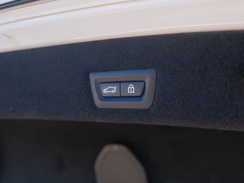 Used 2019 BMW 750i 750i MSport image 47