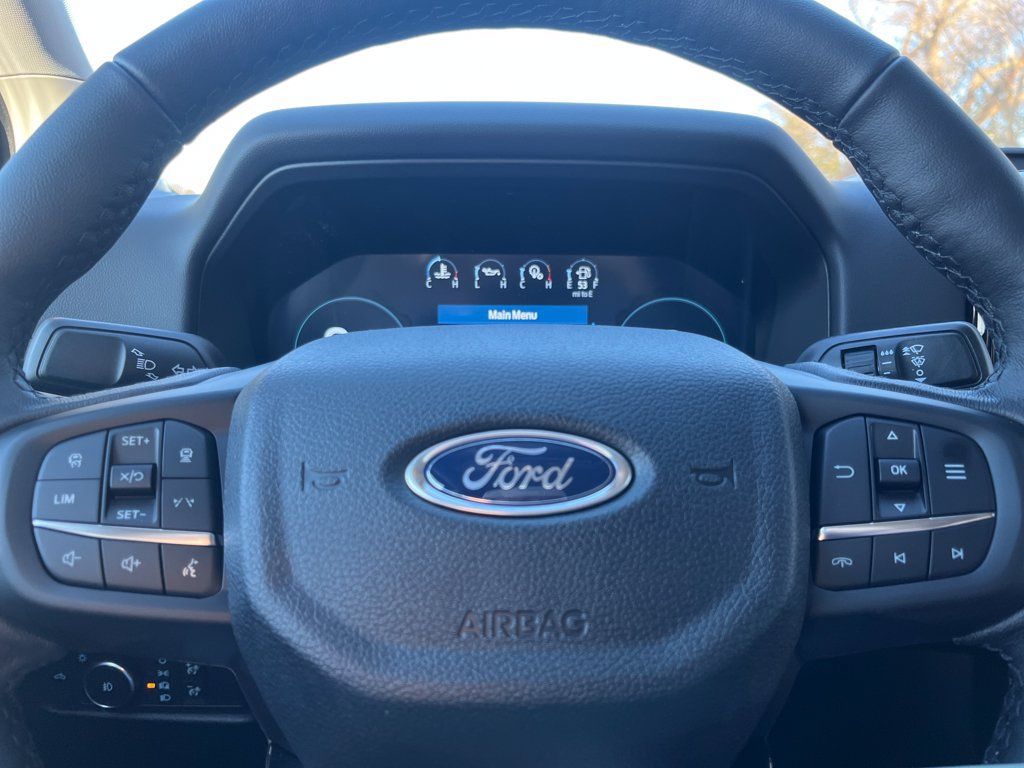New 2025 Ford Ranger Lariat w/ FX4 Off-Road Package AWD/4WD image 16
